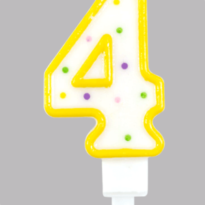 Kaars op houder no.4